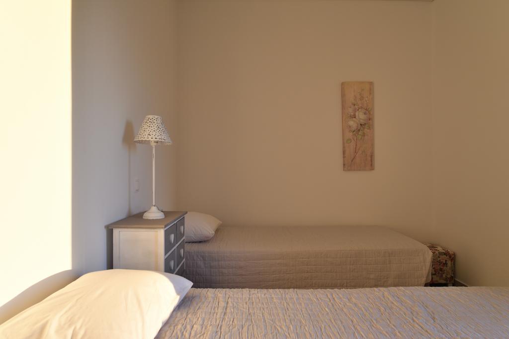 הוילה פארוס Olive Tree House In Parikia מראה חיצוני תמונה